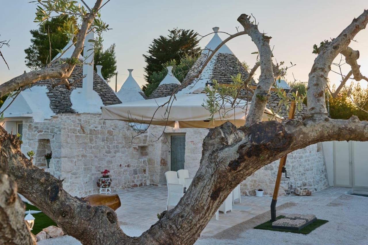 הוילה מרטינה פרנקה I Trulli Di Cosimo Luxury מראה חיצוני תמונה